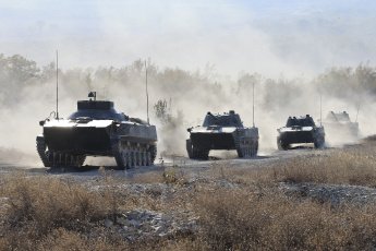 Служба по контракту